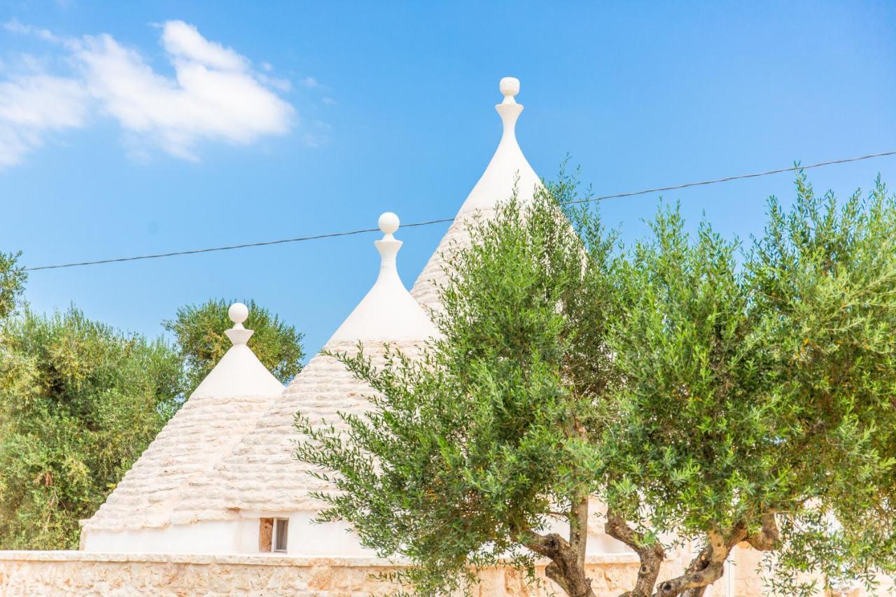 Trullo Zese Con Piscina Privata Villa San Michele Salentino Exterior photo