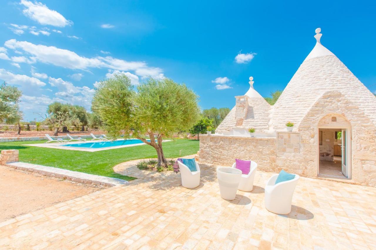 Trullo Zese Con Piscina Privata Villa San Michele Salentino Exterior photo