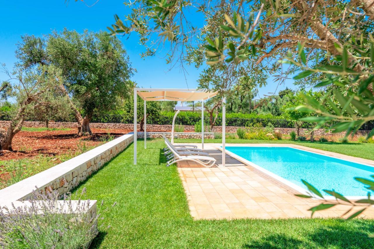 Trullo Zese Con Piscina Privata Villa San Michele Salentino Exterior photo