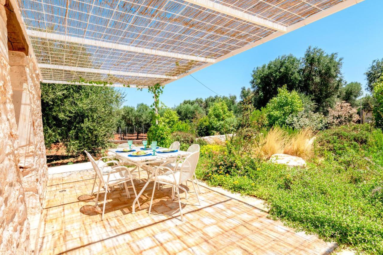 Trullo Zese Con Piscina Privata Villa San Michele Salentino Exterior photo