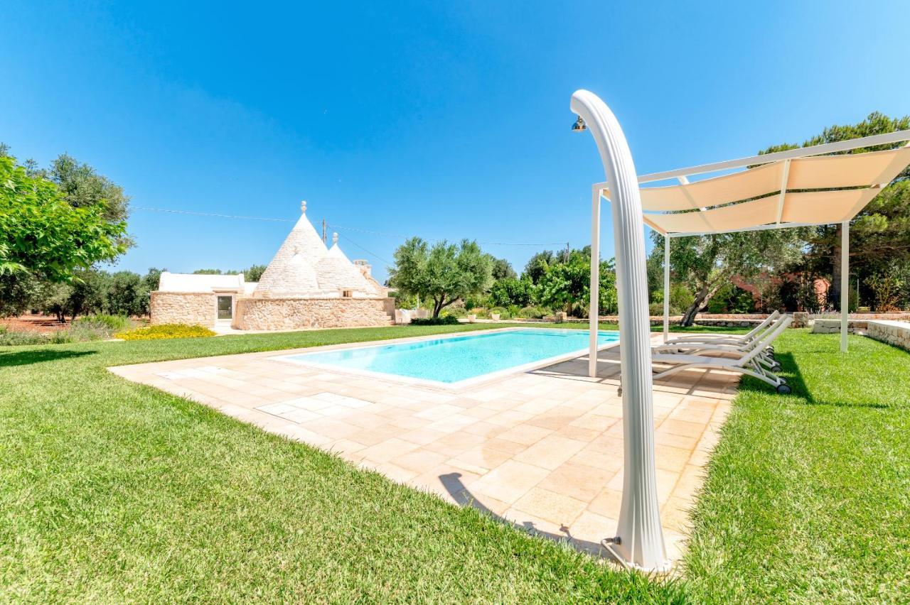 Trullo Zese Con Piscina Privata Villa San Michele Salentino Exterior photo