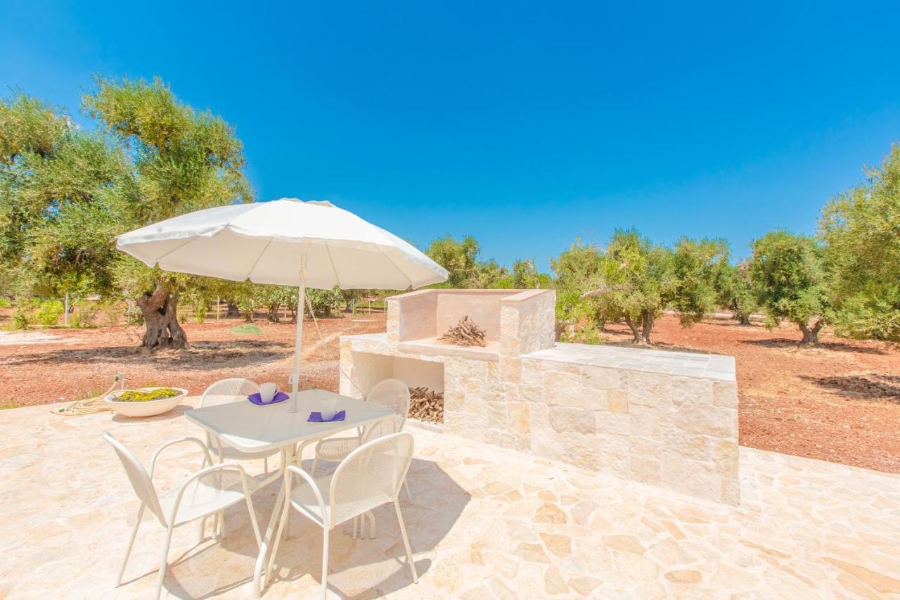 Trullo Zese Con Piscina Privata Villa San Michele Salentino Exterior photo