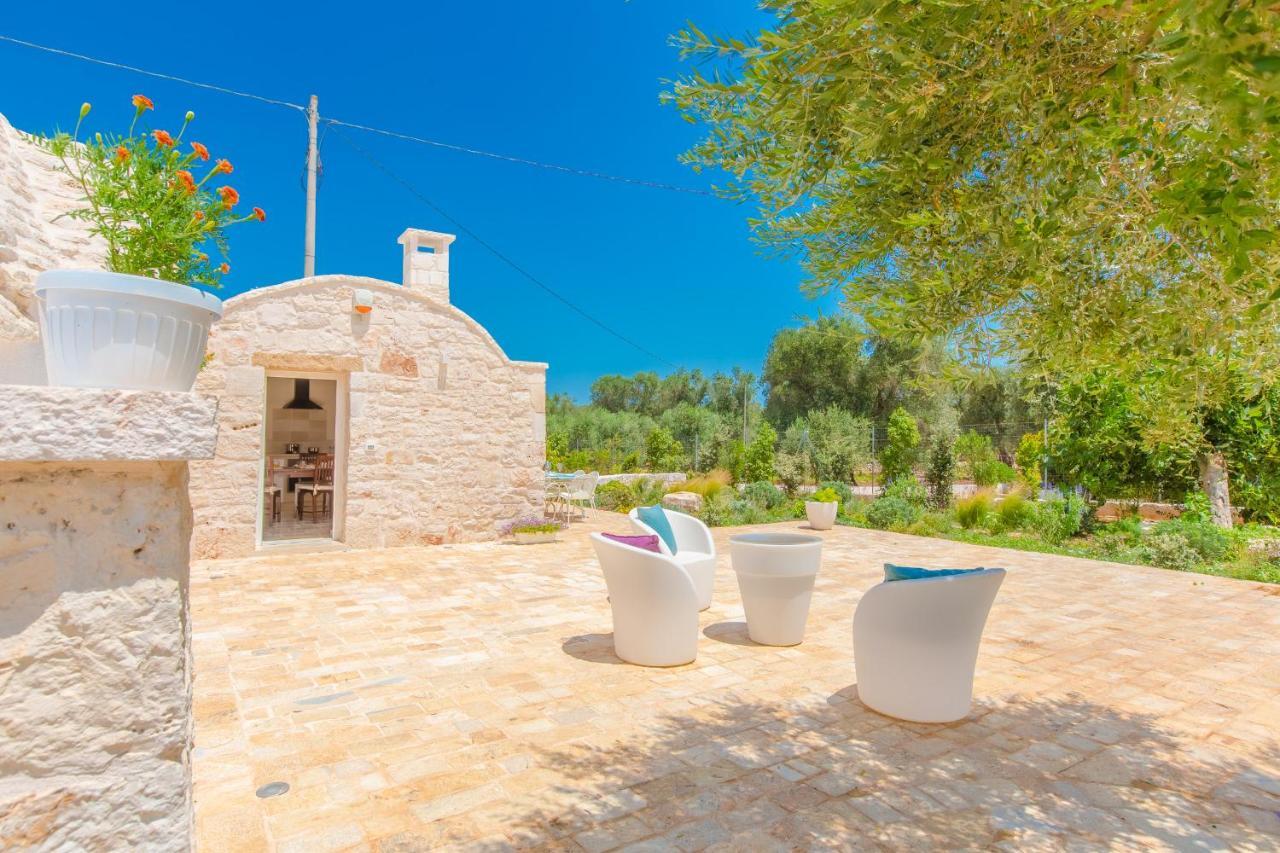 Trullo Zese Con Piscina Privata Villa San Michele Salentino Exterior photo