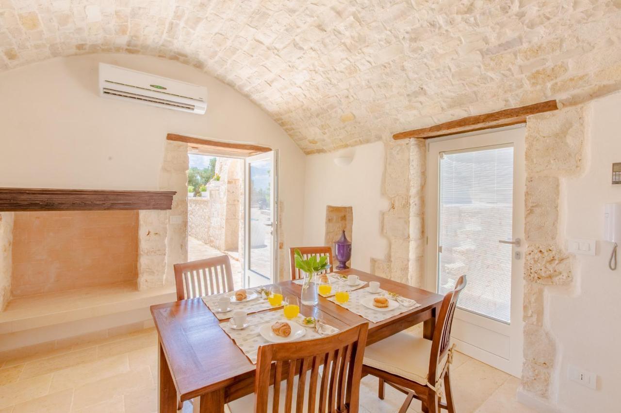 Trullo Zese Con Piscina Privata Villa San Michele Salentino Exterior photo